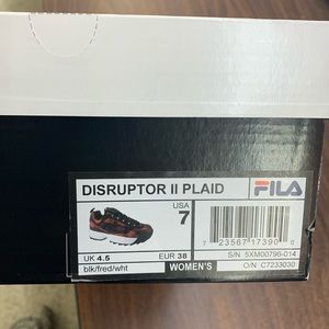 checkered fila disruptors